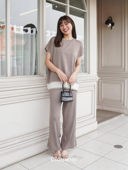 Mile Knit Set - Beige