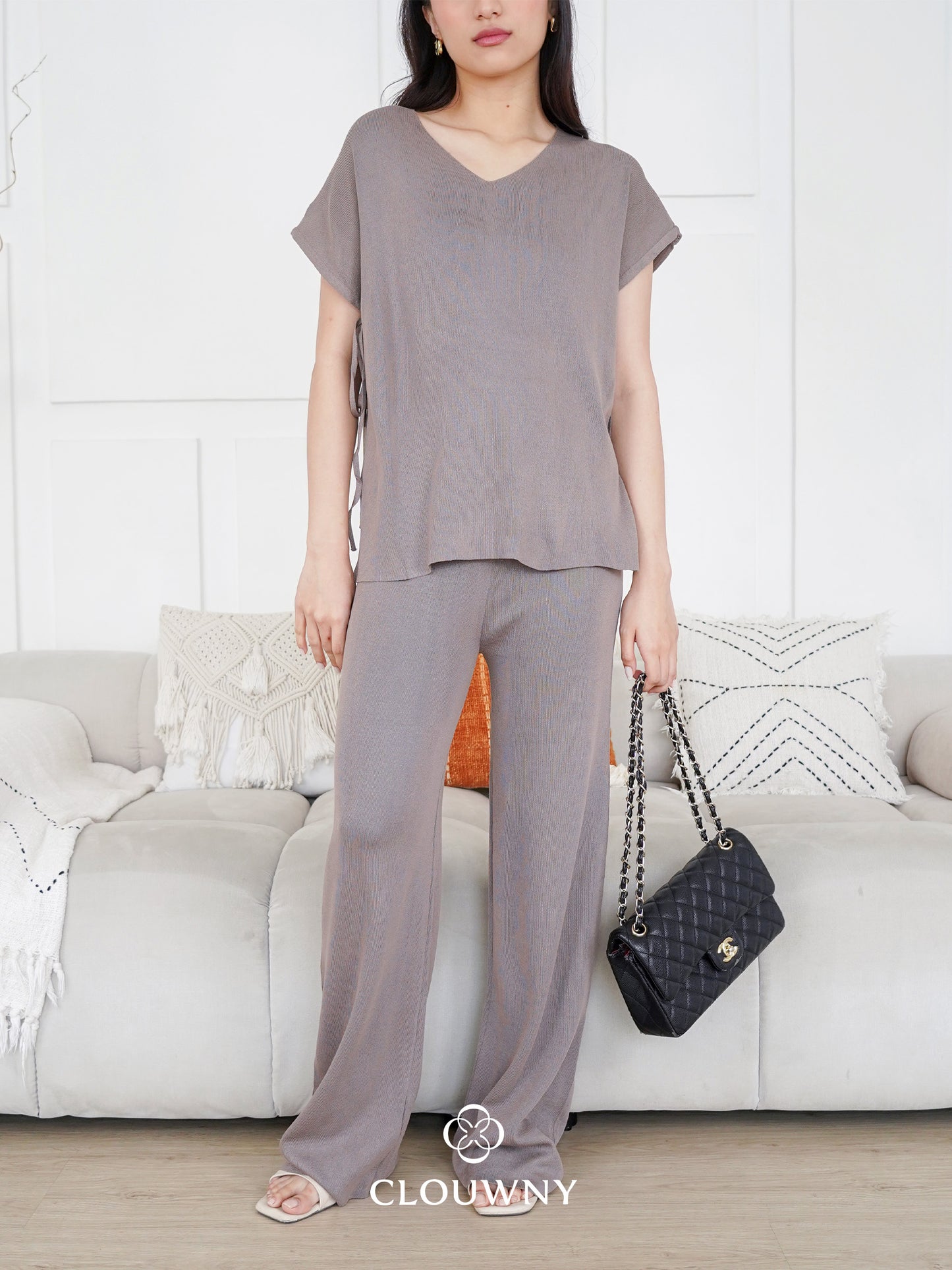 Kala Vneck Knit Set - Beige