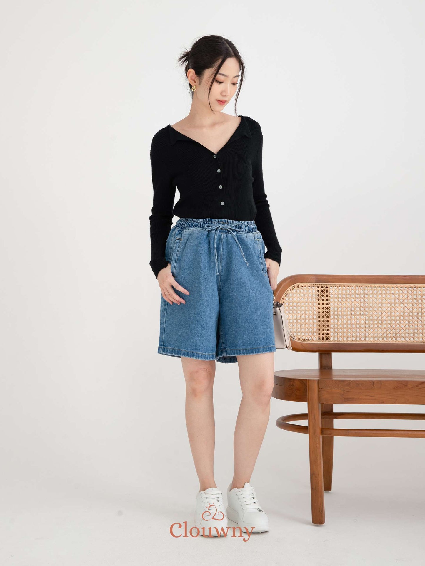 Tia Denim Midi Short Pants - Light Blue