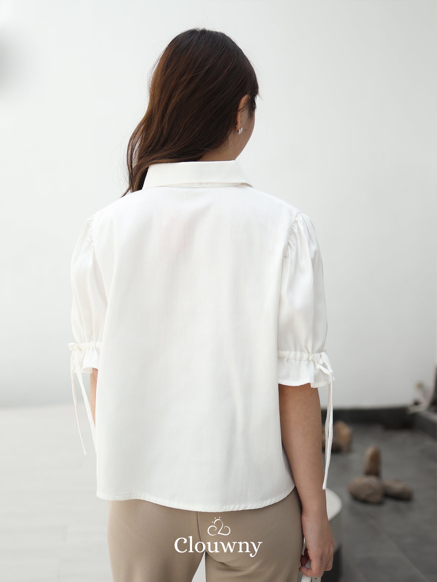 Vilna Embroidery Flower Shirt - White