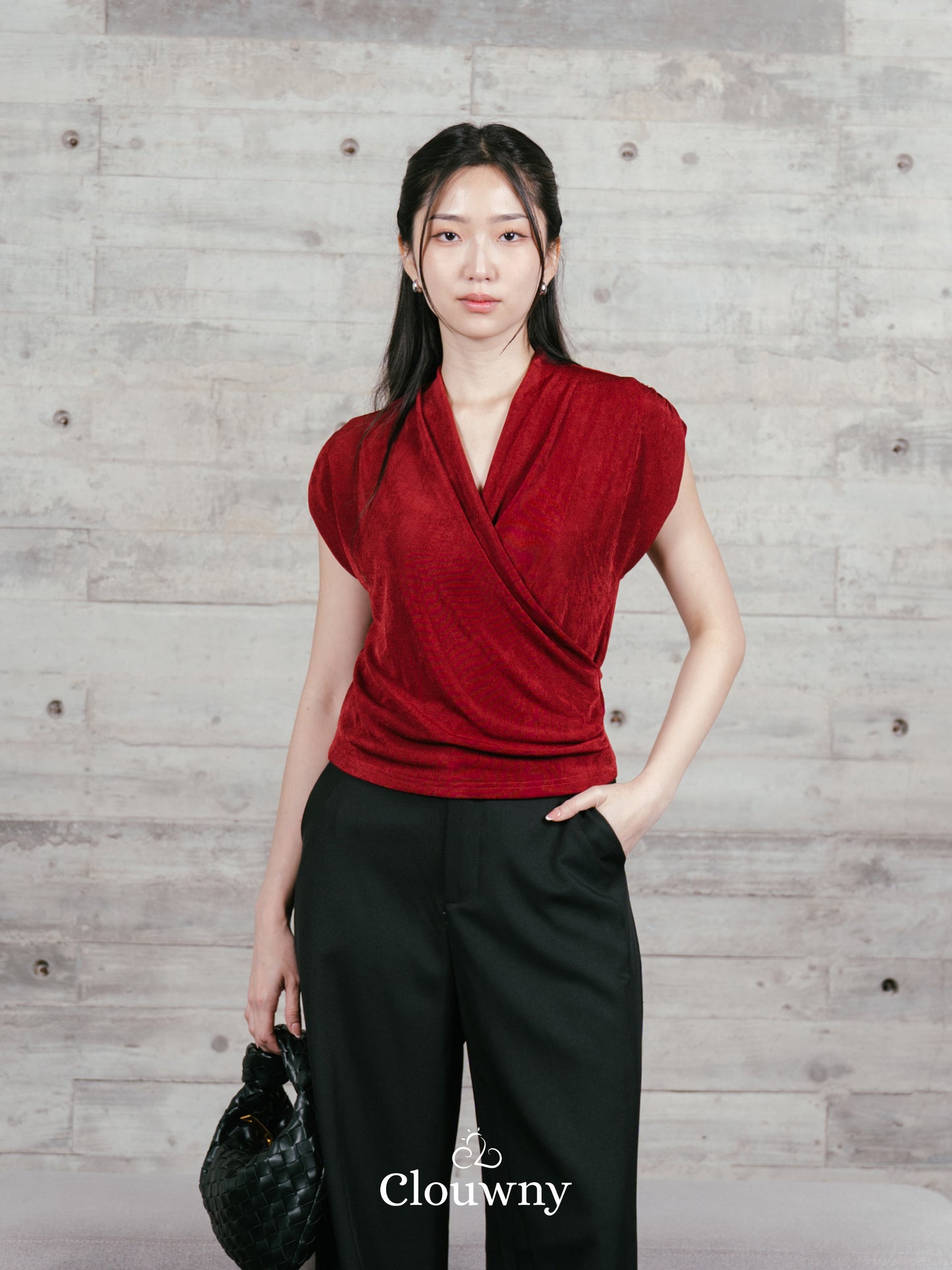 Gemi Vneck Knit Top - Maroon