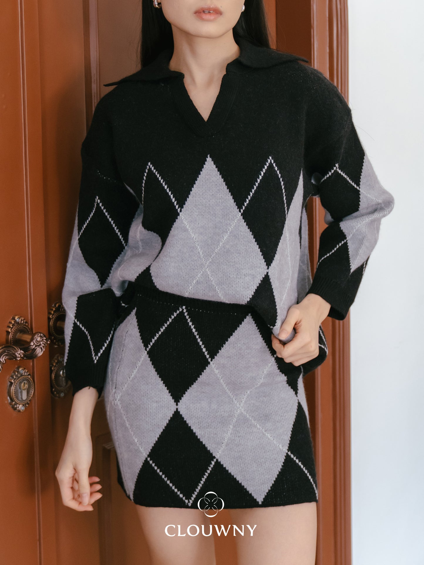 Bellis Vneck Knit Set - Black