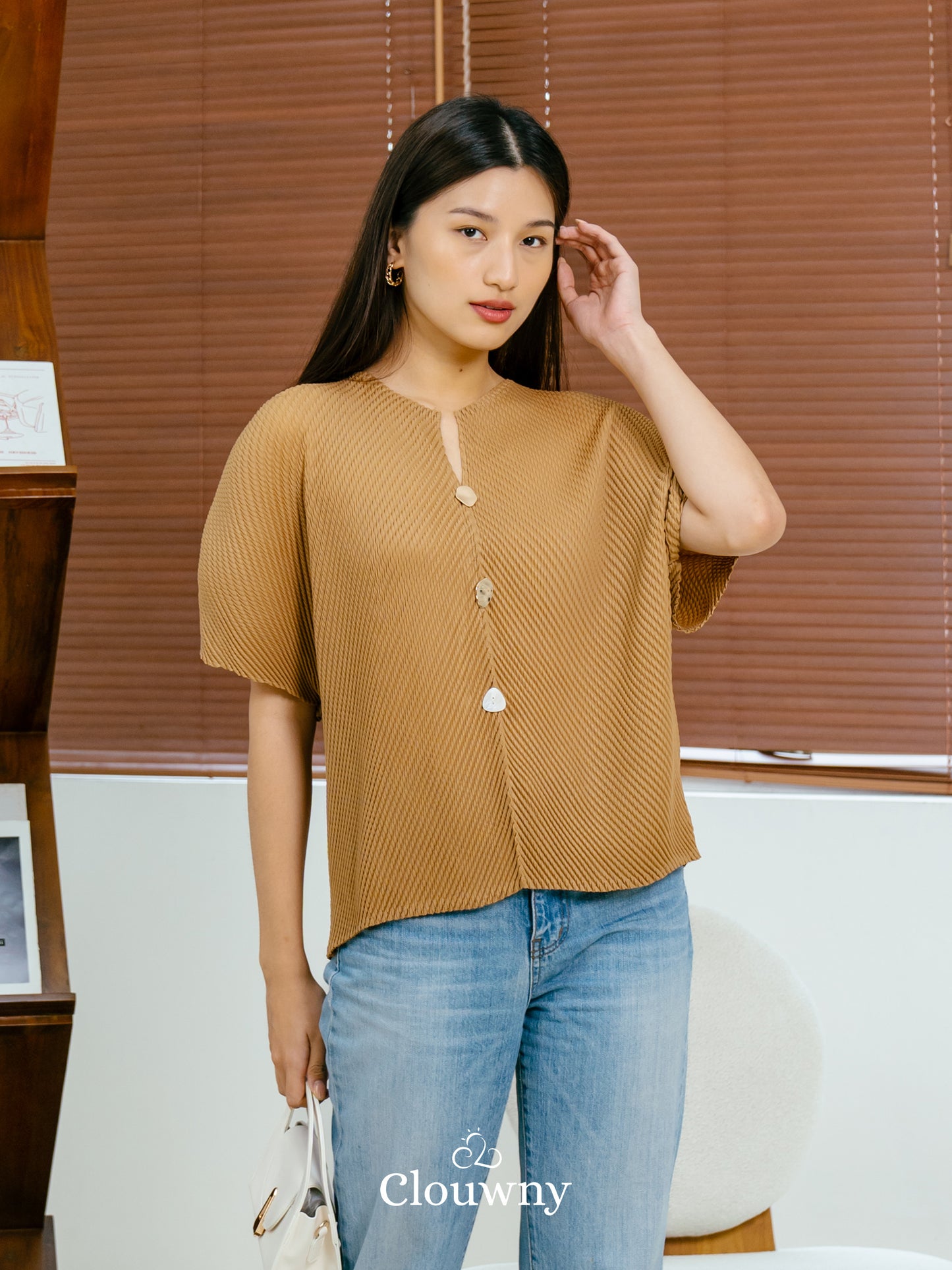 Spire Pleats Blouse - Khaki