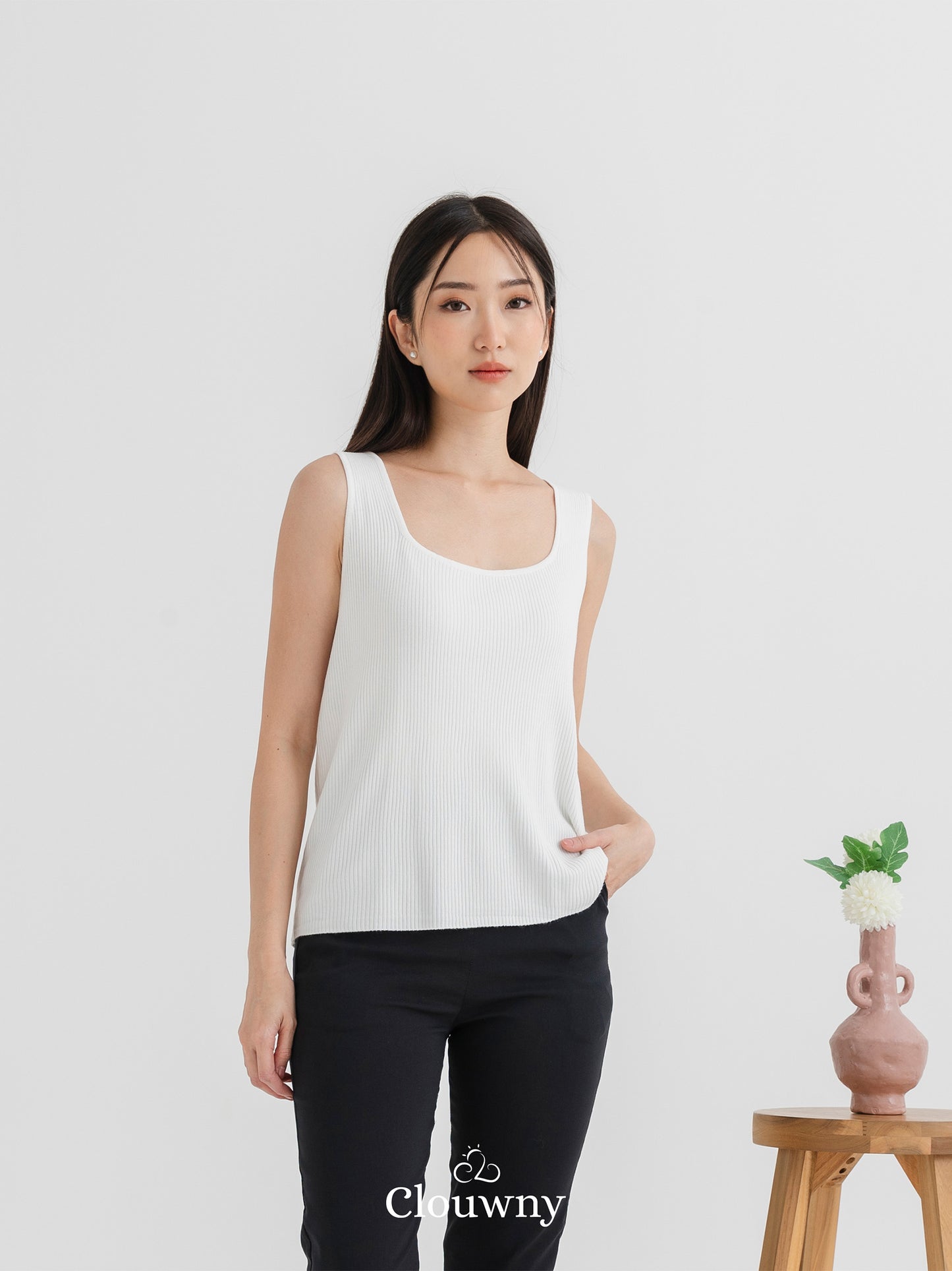 Dovi Knit Tanktop - White