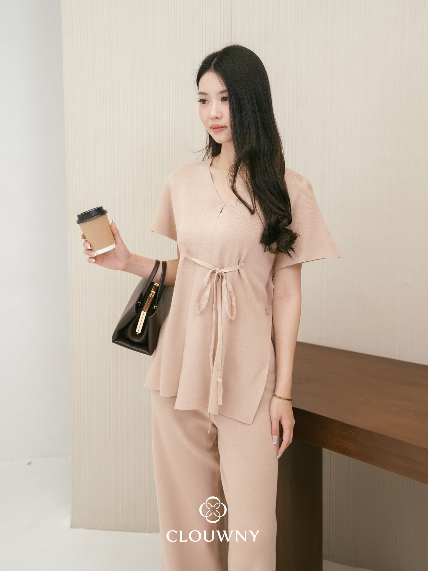 Master Vneck Knit Set - Khaki
