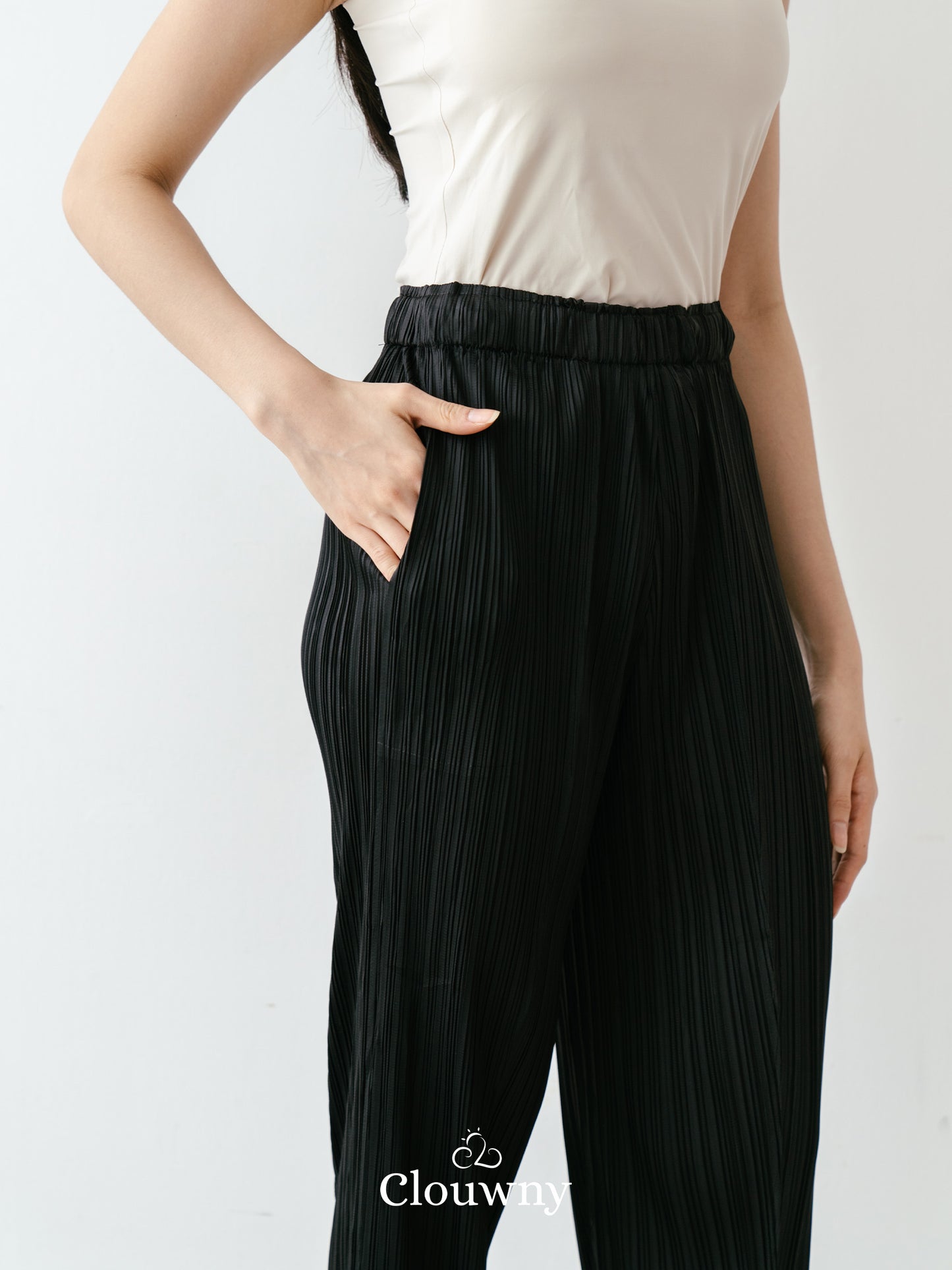 June Basic Pleats Pants - Black