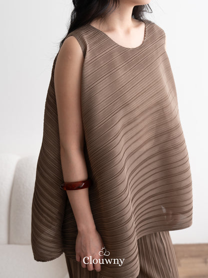 Olza Pleats Top - Dark Beige