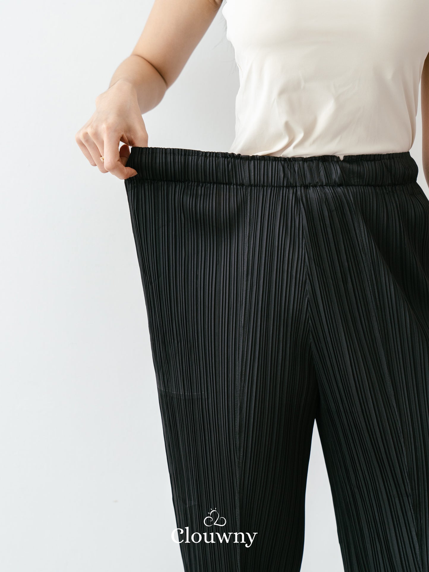 June Basic Pleats Pants - Black