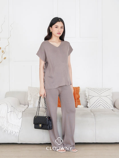 Kala Vneck Knit Set - Beige