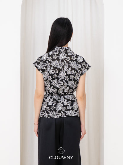 Erin Kimono Embroidery Blouse - Black