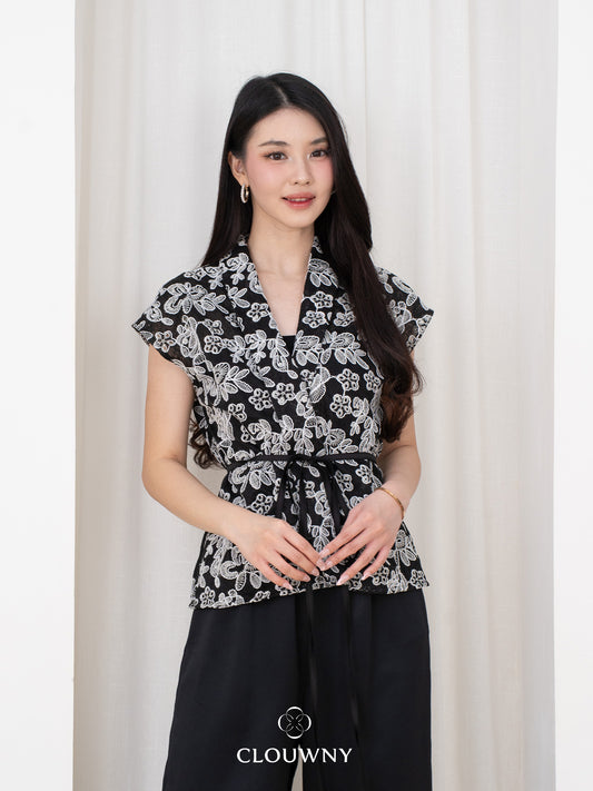 Erin Kimono Embroidery Blouse - Black
