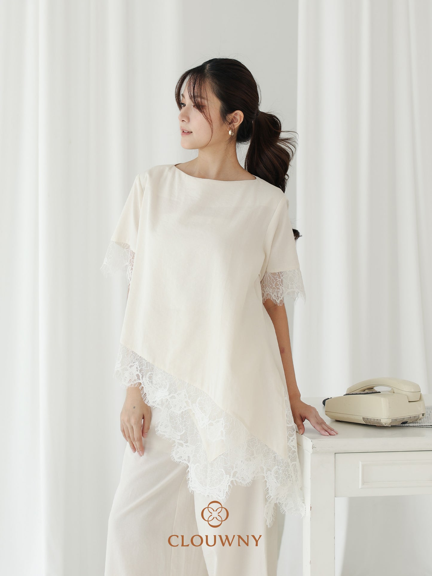 Cloudy Lace Top - Brokenwhite