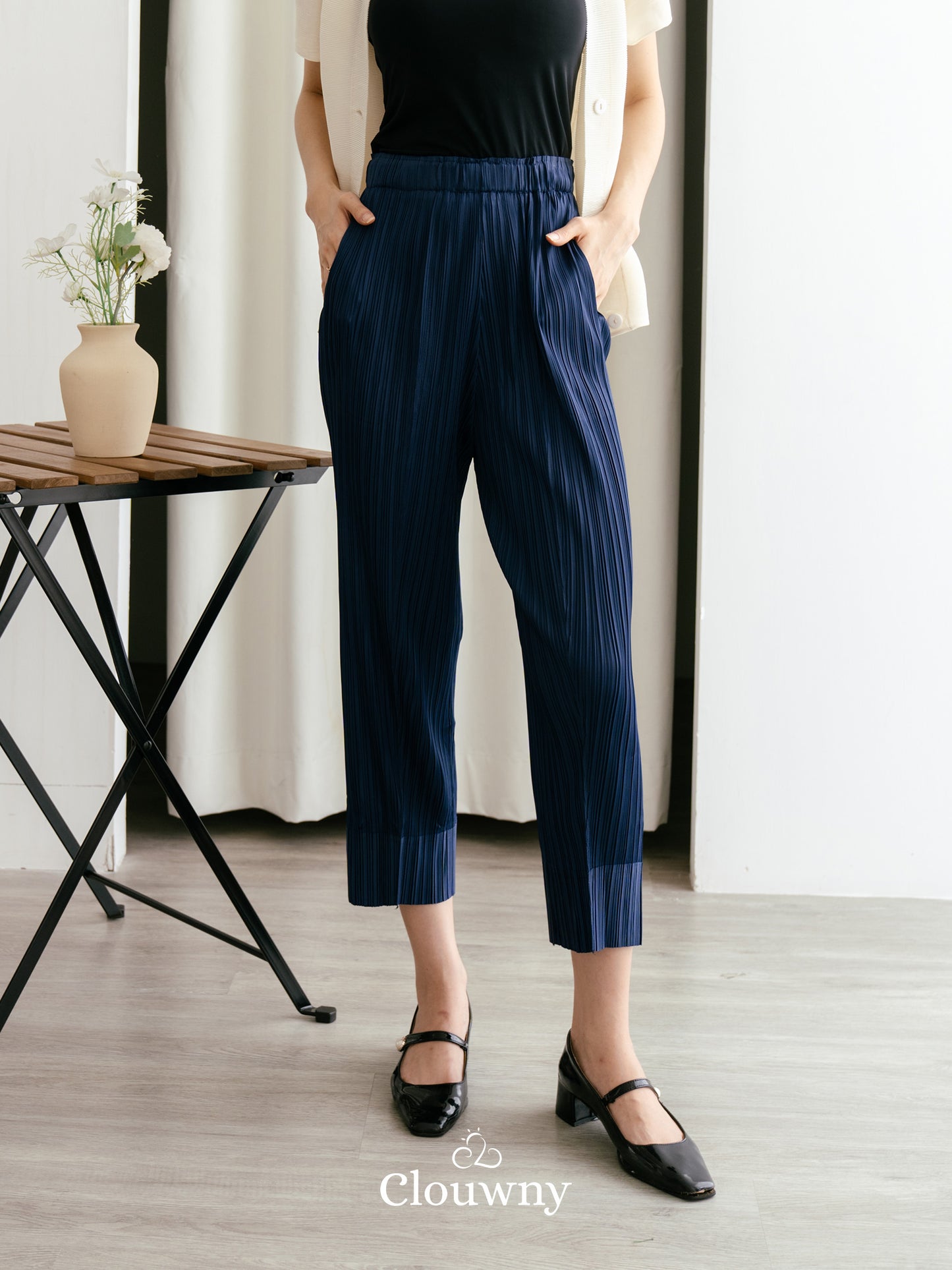 June Basic Pleats Pants - Navy