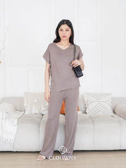 Kala Vneck Knit Set - Beige