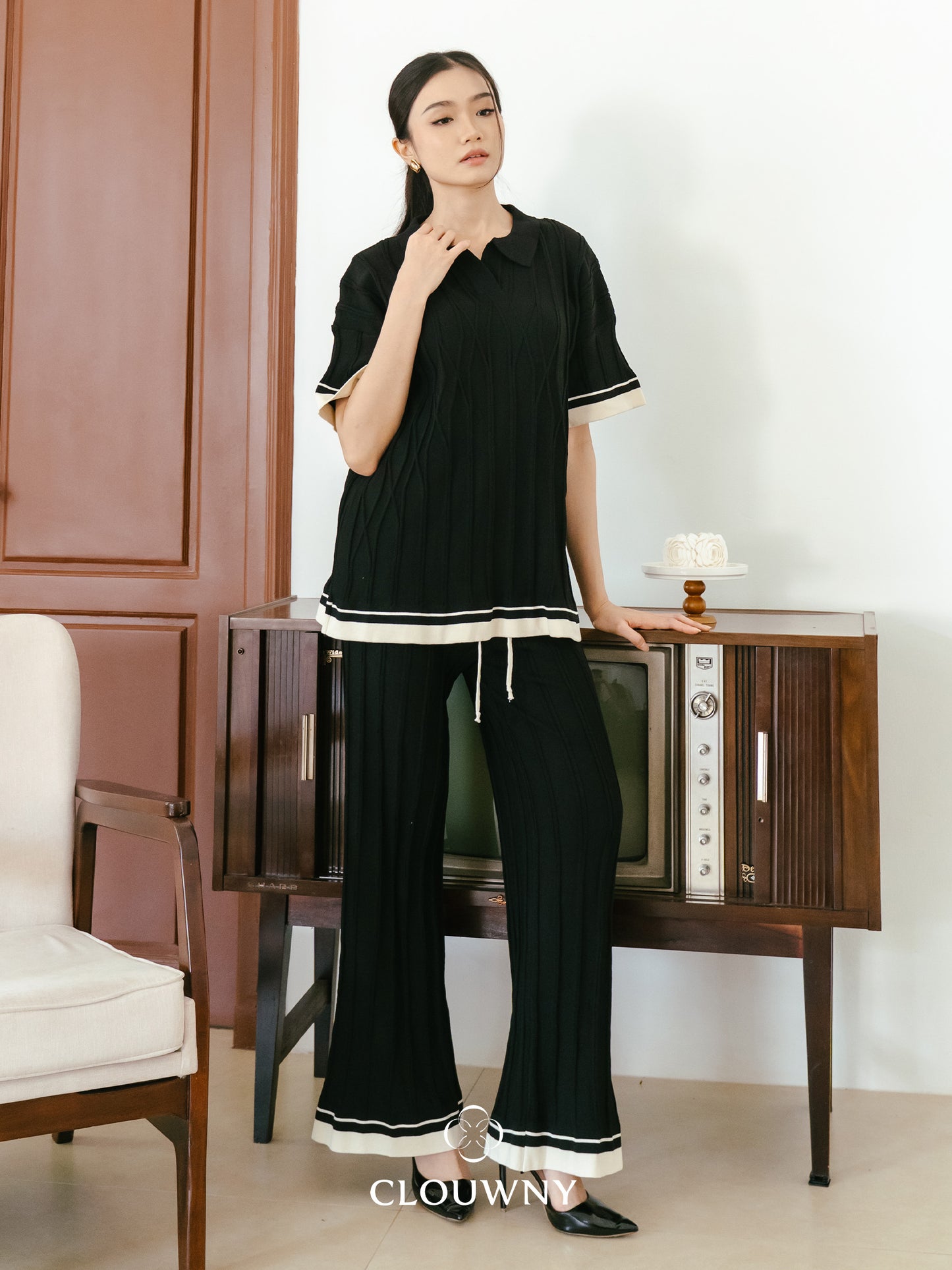 Aureli Collar Knit Set - Black