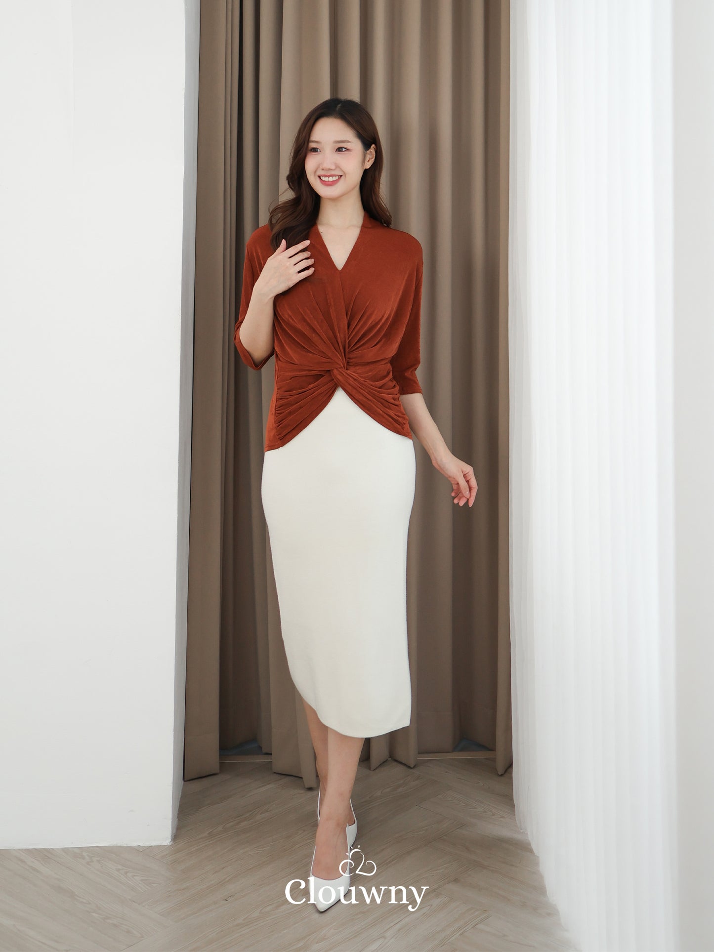 Alfreda Vneck Knit Top - Brick