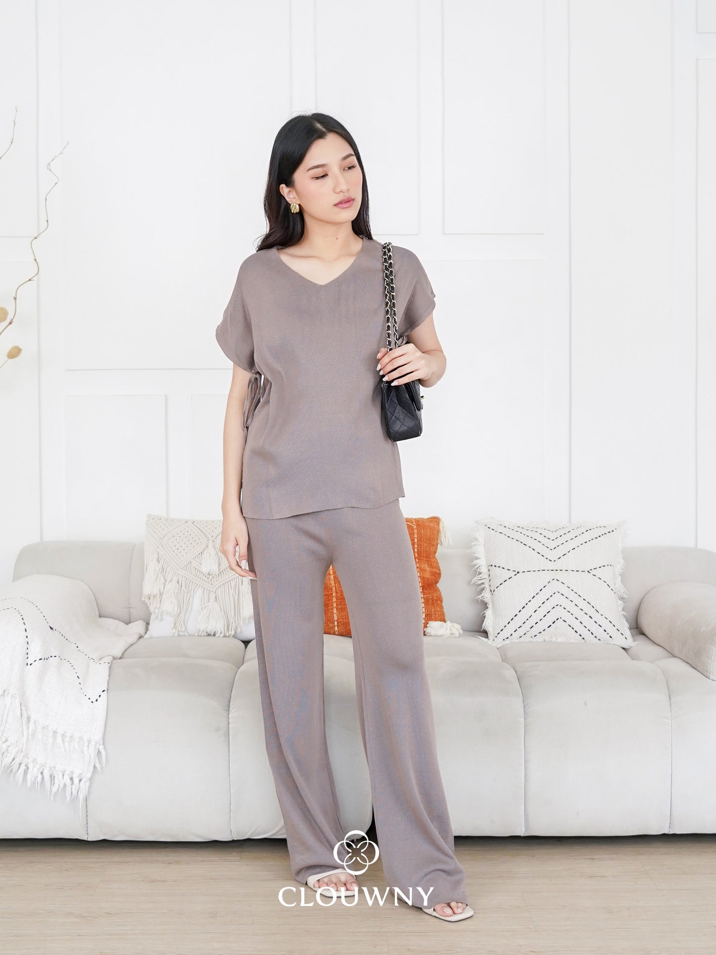 Kala Vneck Knit Set - Beige