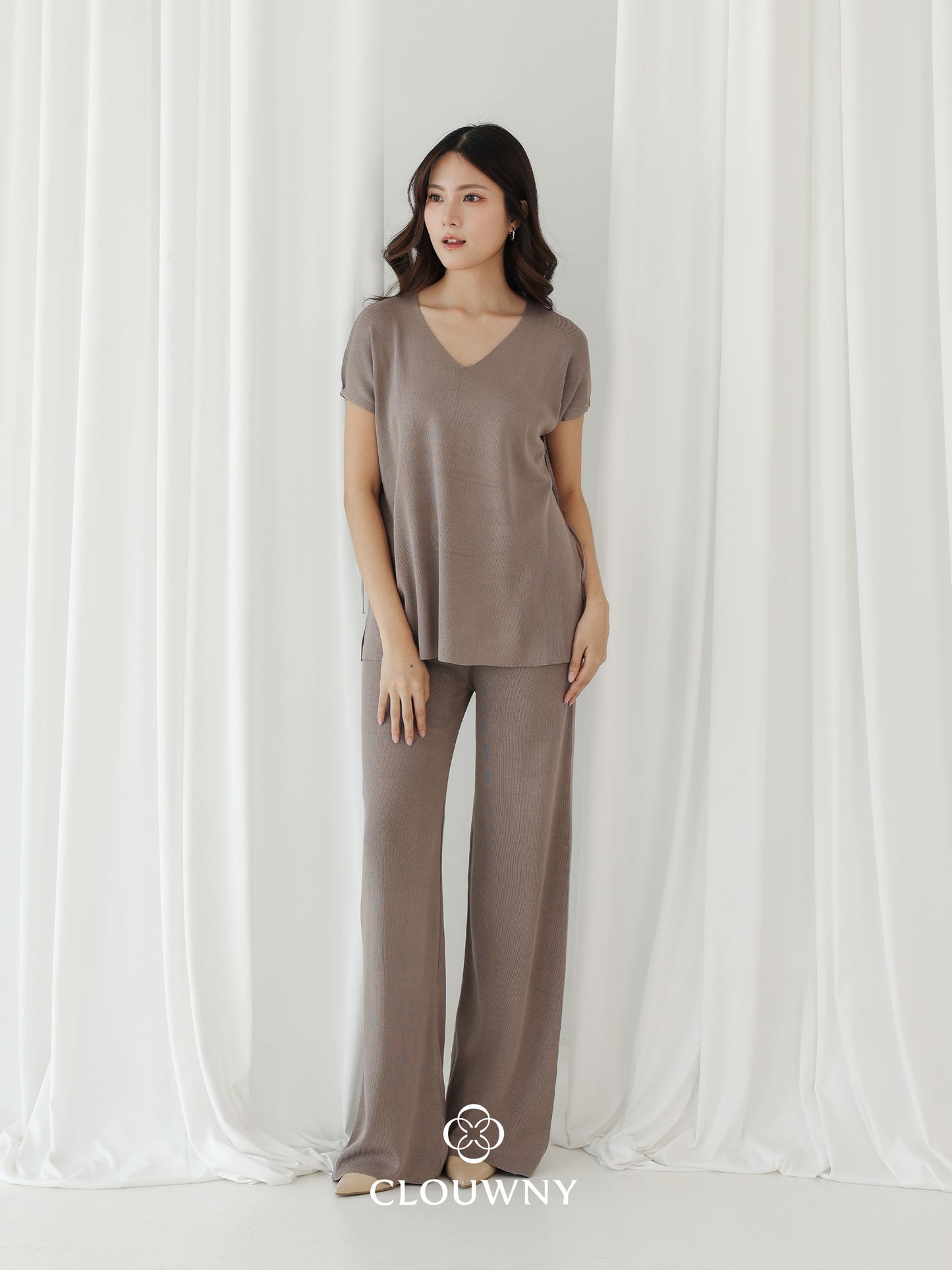 Kala Vneck Knit Set - Beige