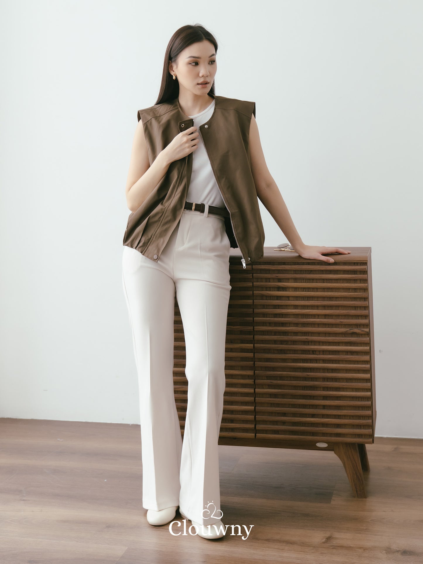 Sander Button Vest - Coffee