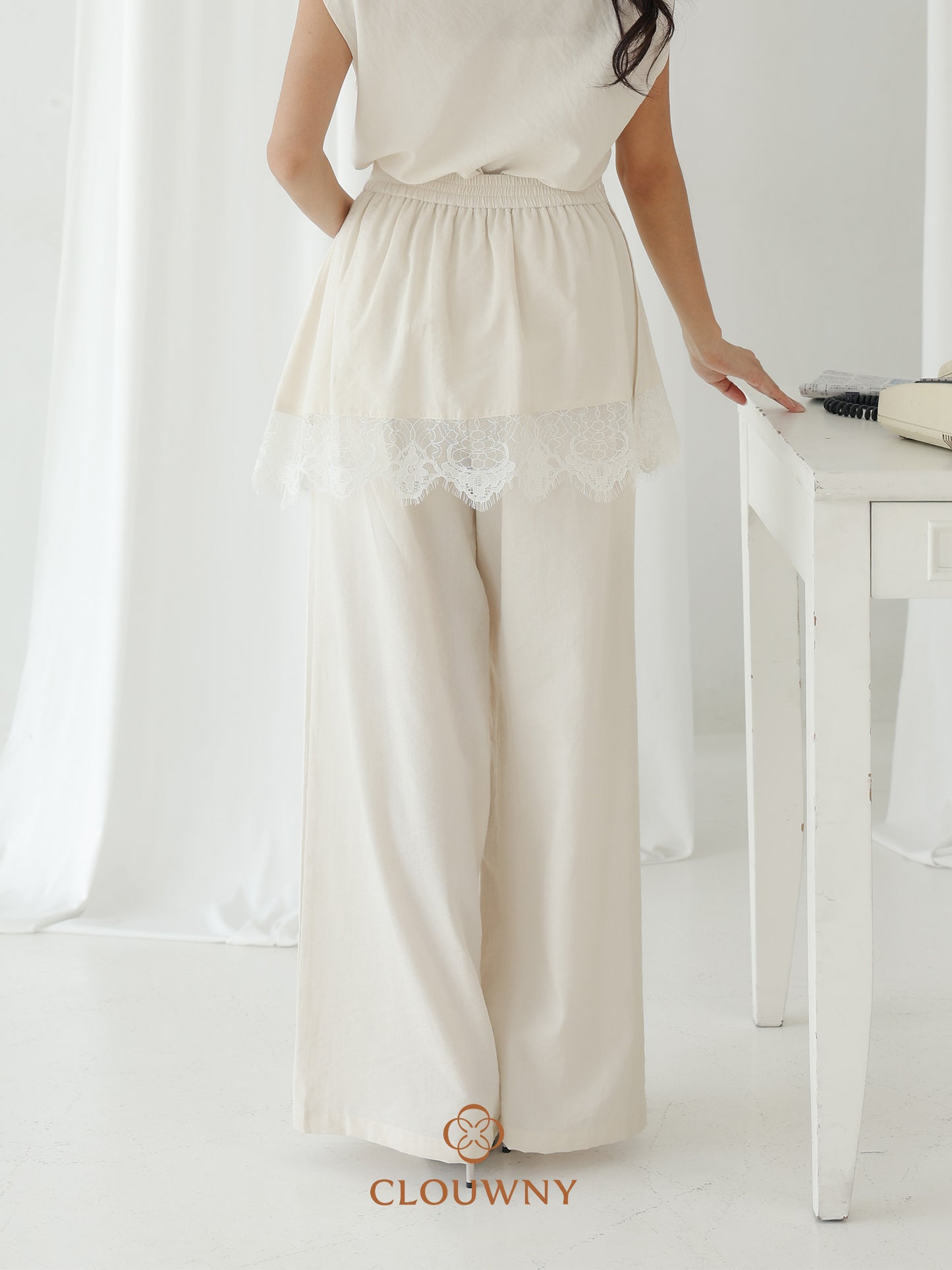 Mercy Lace Cullotes Pants - Broken White
