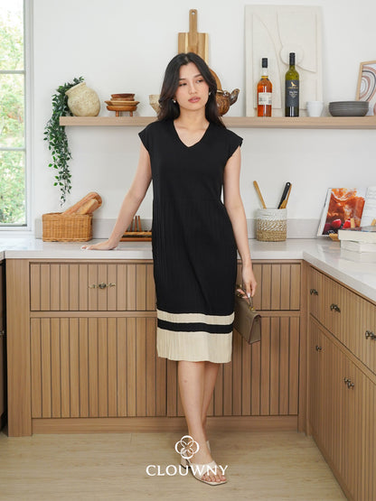 Malaya Vneck Knit Dress - Black