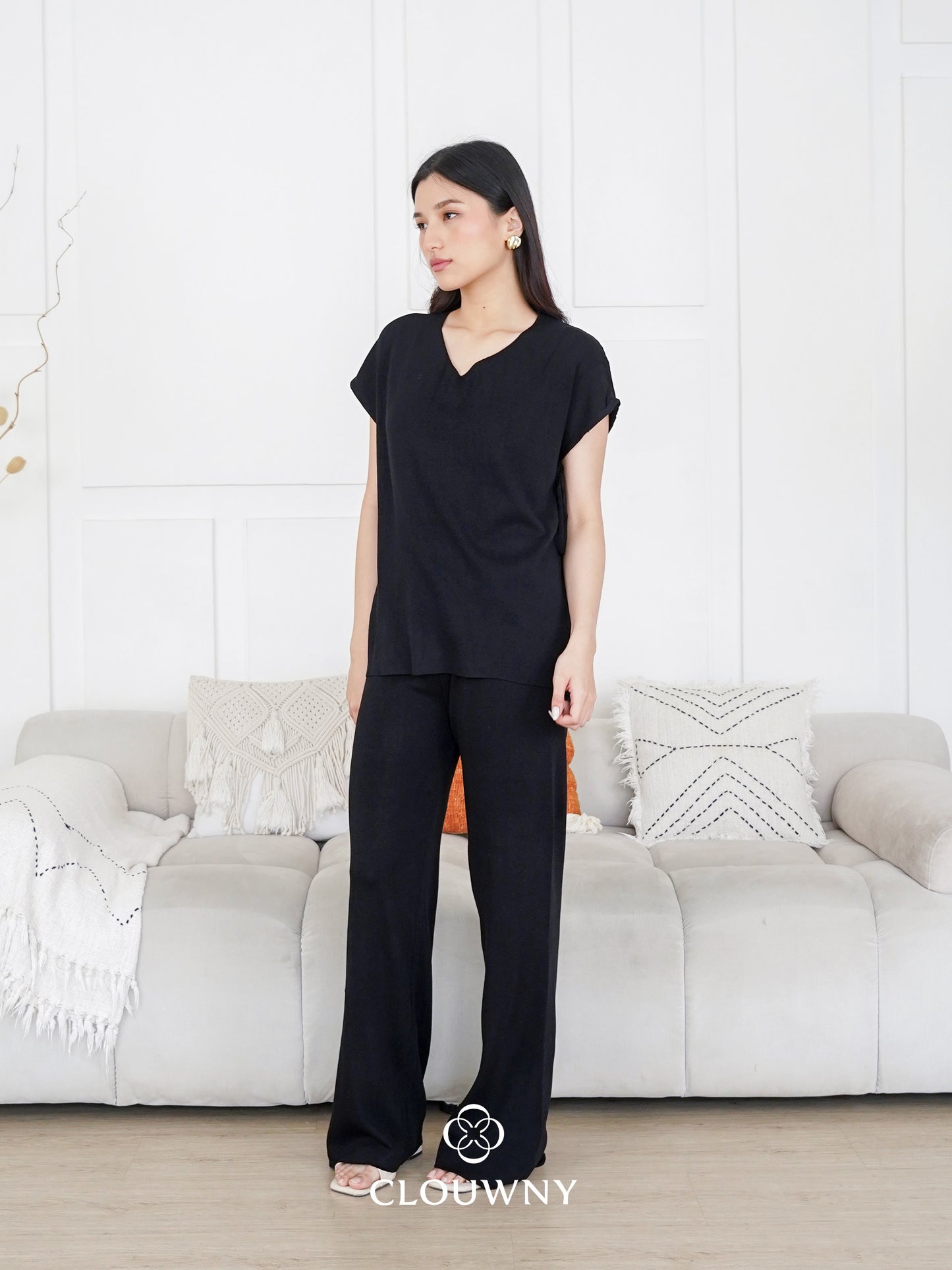 Kala Vneck Knit Set - Black