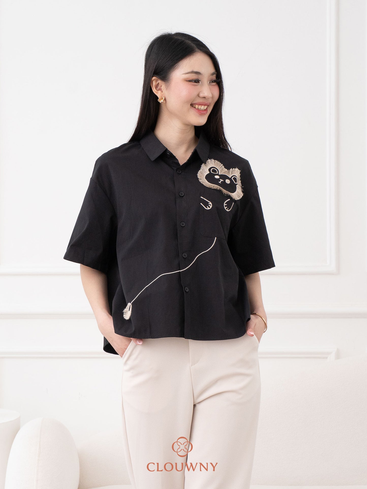 Lion Embroidery Shirt - Black