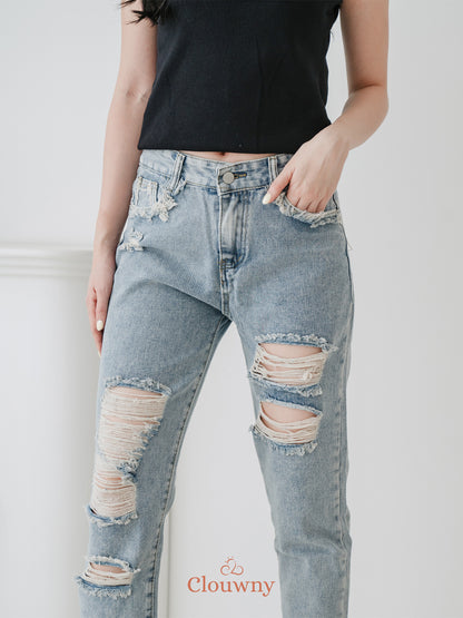 Warner Ripped Jeans