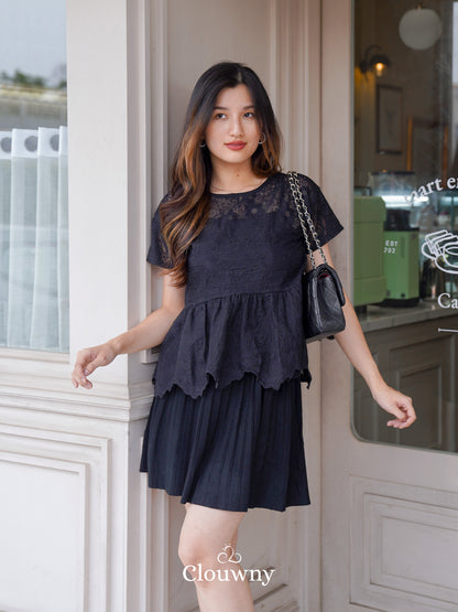 Elsya Lace Blouse - Black