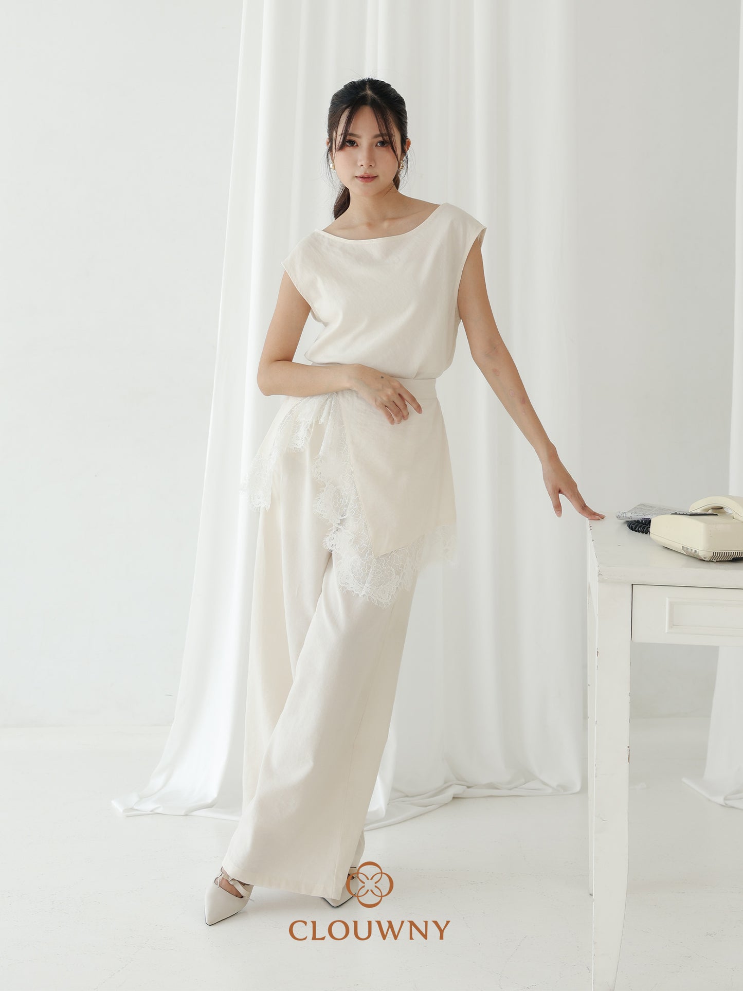 Mercy Lace Cullotes Pants - Broken White