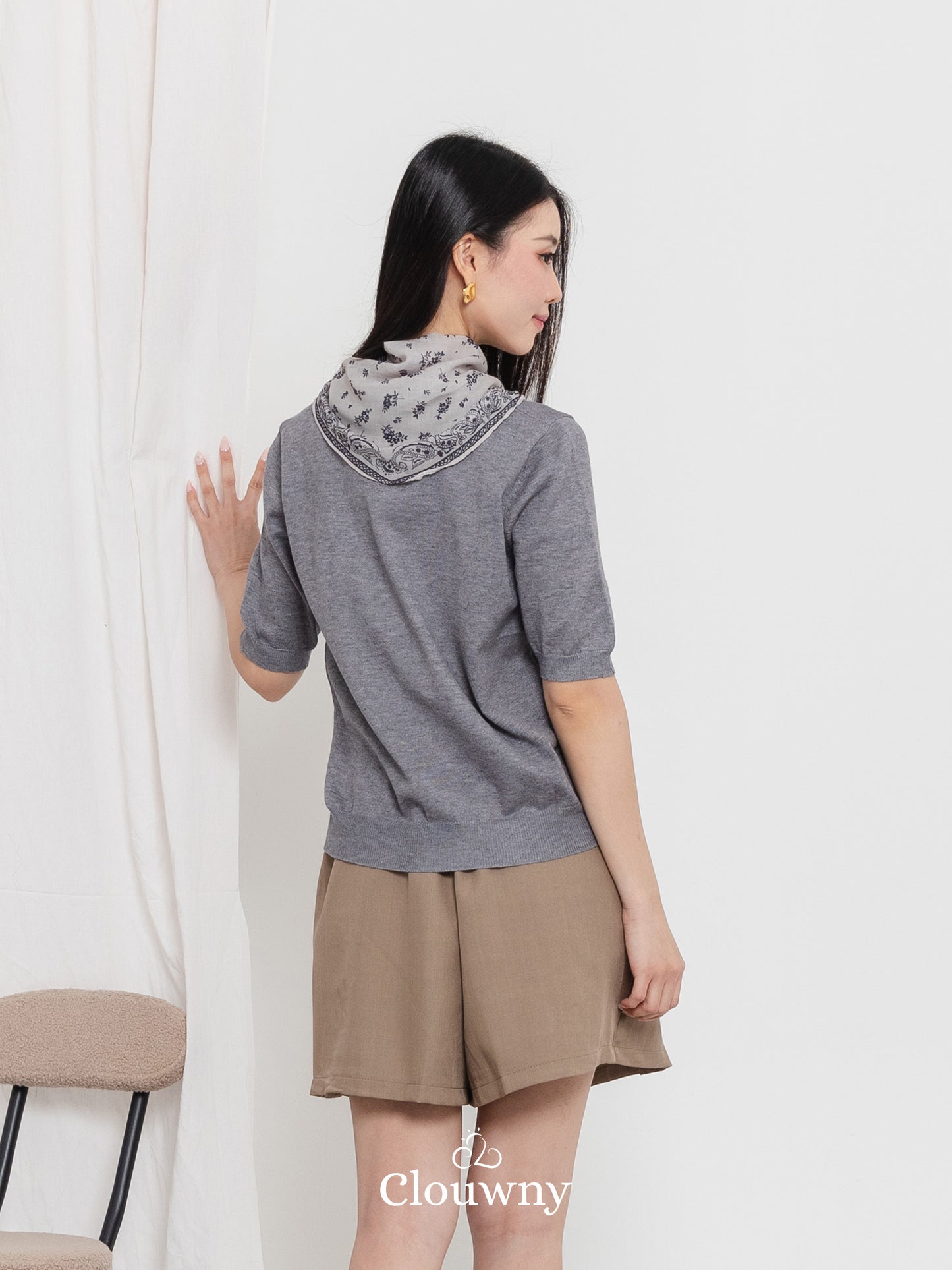 Libra Scarf Knit Top - Grey