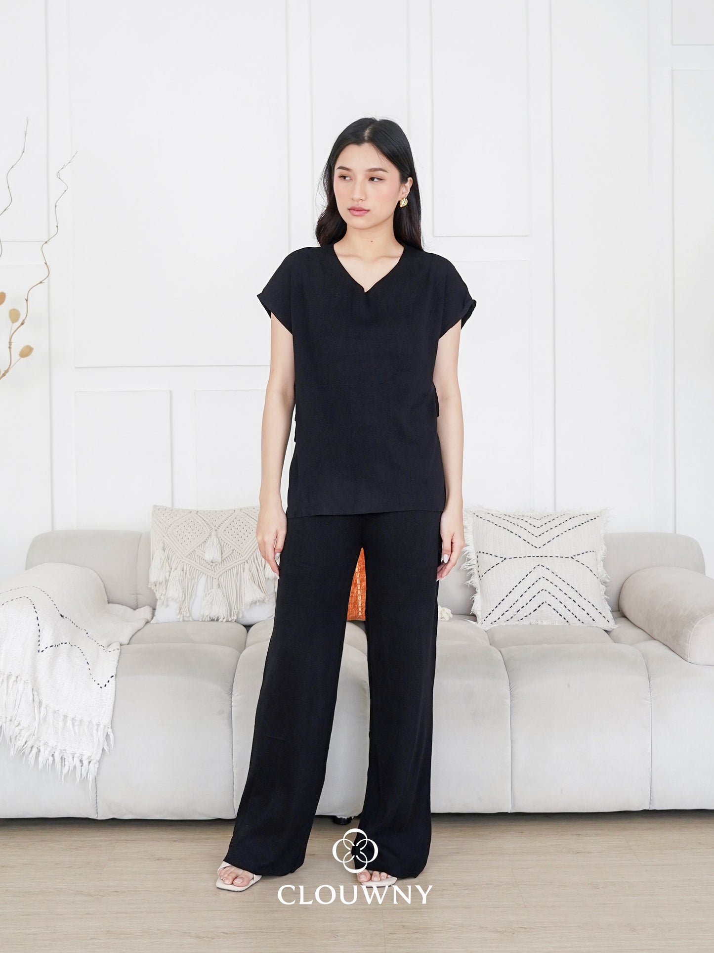 Kala Vneck Knit Set - Black