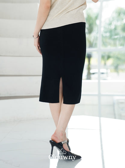 Betrand Basic Midi Skirt - Black