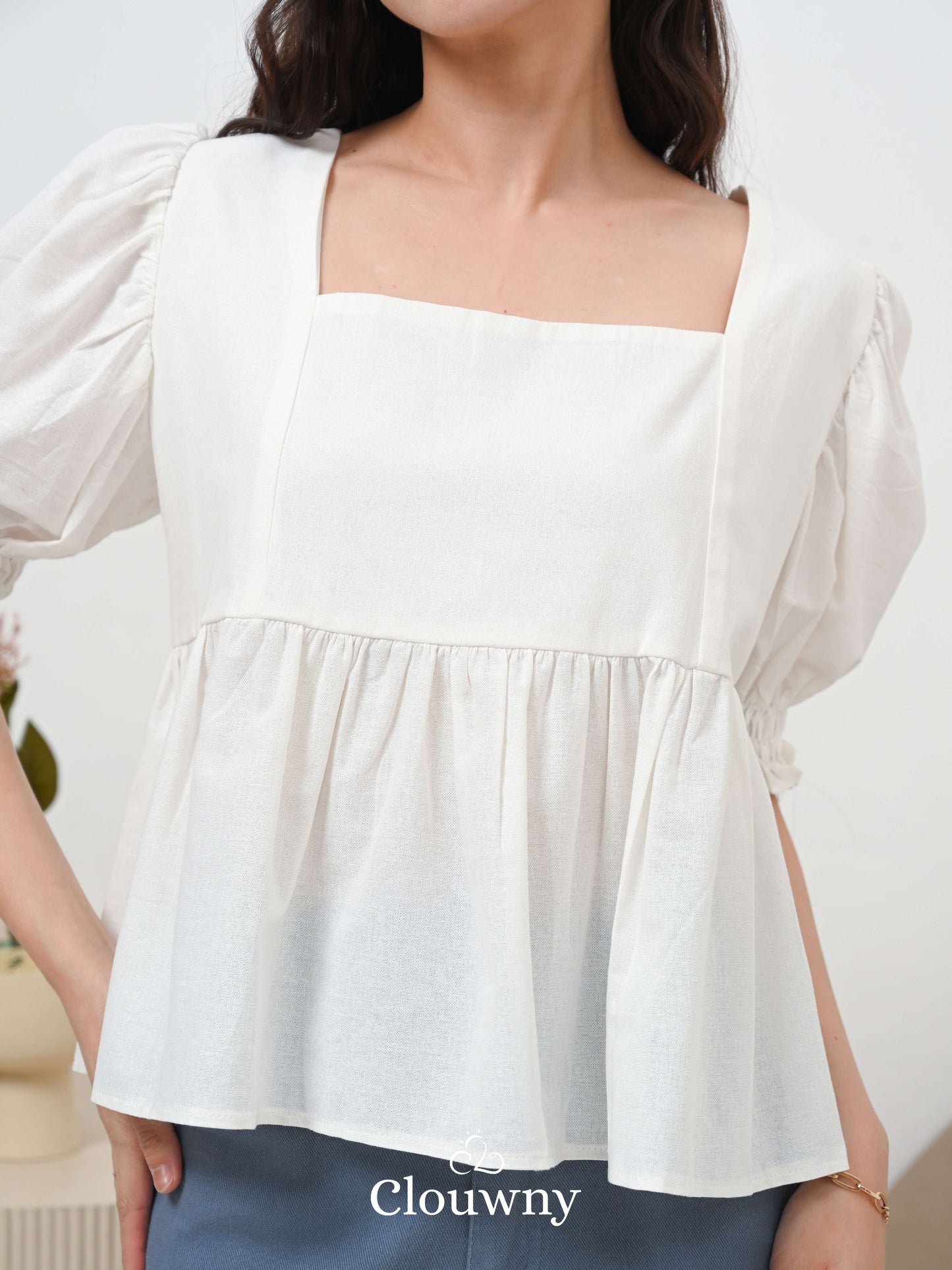 Una Square Blouse Top - White