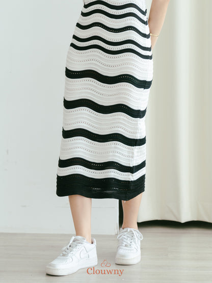 Nely Stripes Dress - White